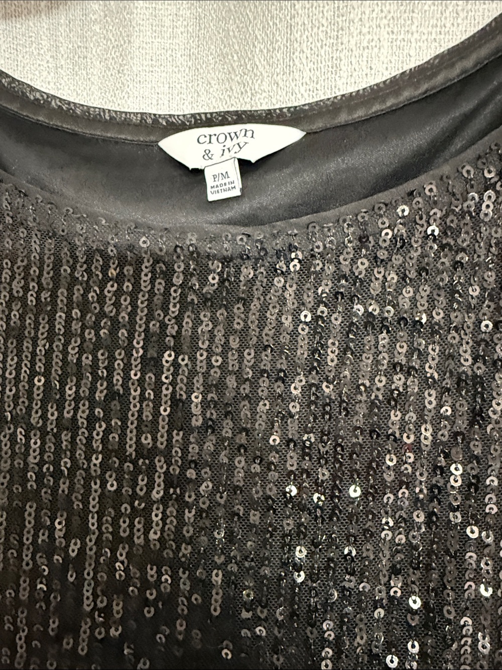 Crown and Ivy PM Black Sequin Long Sleeve Shift Dress optional belt - Picture 3 of 11